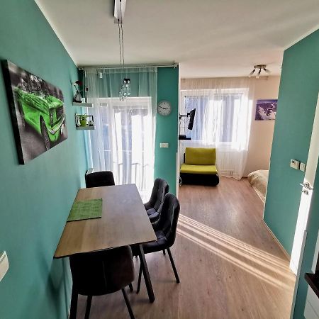 Apartman Mustang Klinovec Loučná pod Klínovcem Exteriör bild