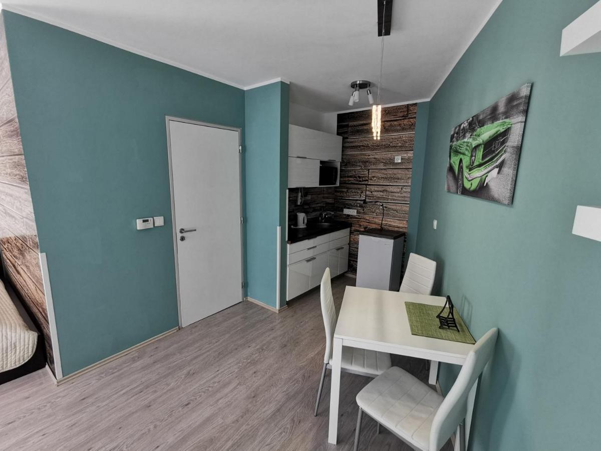 Apartman Mustang Klinovec Loučná pod Klínovcem Exteriör bild