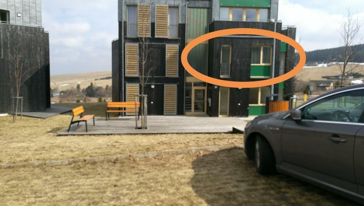 Apartman Mustang Klinovec Loučná pod Klínovcem Exteriör bild
